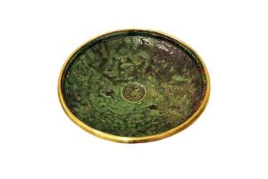 Tamegroute Pottery – Unique Elegant Bord VERT DORE PLAQUE with Gold Rim
