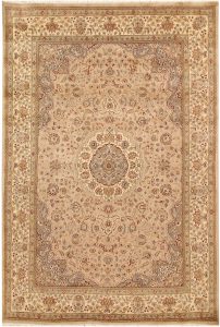 Kashan Curvilinear Rectangle Wool / Silk Tan 5′ 7 x 8′ 3 / 170 x 252  – 78668362